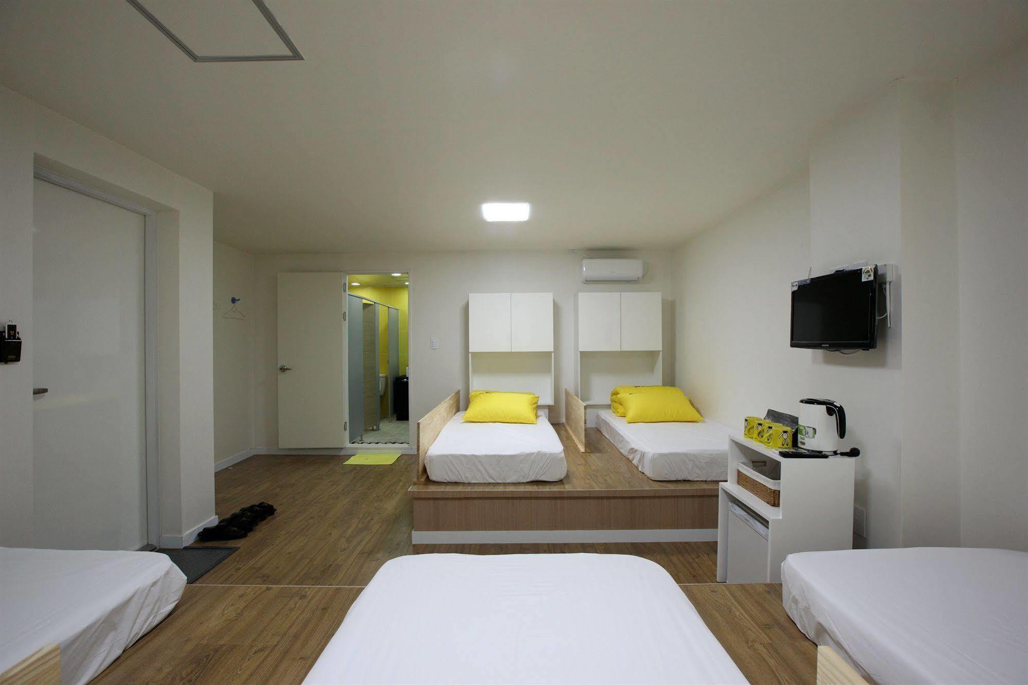 24 Guesthouse Namsan Seoul Exterior photo